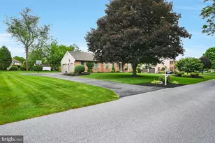 253 Troon Way L-0063, Lebanon, PA 17042 - Photo 3