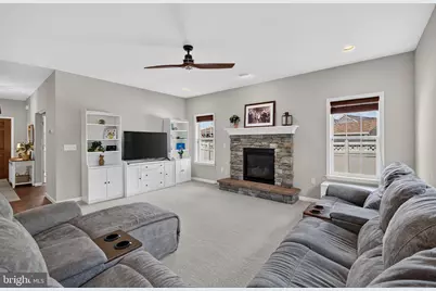 27 Finch Dr, Annville, PA 17003 - Photo 13