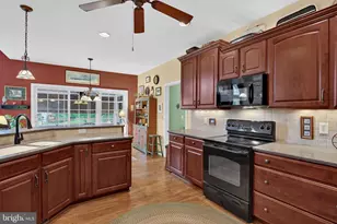 804 Shore Landing Dr, Lebanon, PA 17046 - Photo 17
