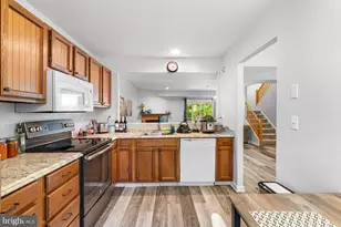 704 Cambridge Ct U-0037, Palmyra, PA 17078 - Photo 5