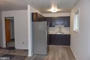 901 Laurel St, Lebanon, PA 17046 - Photo 5