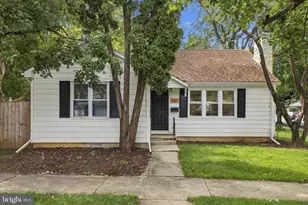 405 S Green St, Palmyra, PA 17078 - Photo 1