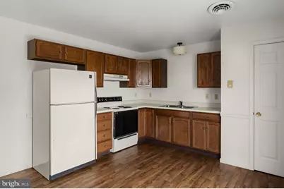 221 W Hamilton Avenue, Myerstown, PA 17067 - Photo 17