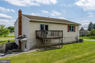 221 W Hamilton Ave, Myerstown, PA 17067 - Photo 7