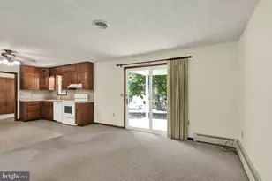 812 Sycamore Ln, Lebanon, PA 17046 - Photo 9