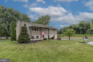 121 Cedar St, Lebanon, PA 17042 - Photo 3