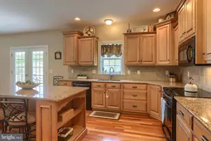 304 Iron Valley Dr, Lebanon, PA 17042 - Photo 7