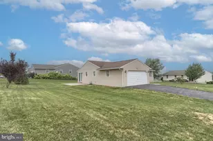 202 Village Dr, Newmanstown, PA 17073 - Photo 29