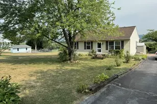 157 Elk Dr, Lebanon, PA 17046 - Photo 1