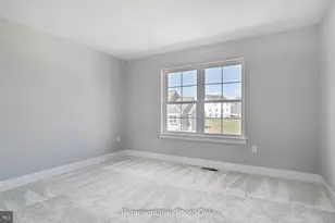 215 Dahlia Cir, Lebanon, PA 17042 - Photo 13