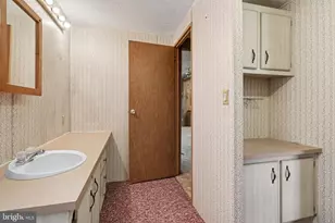 2015 E Pennsylvania Ave, Lebanon, PA 17042 - Photo 23