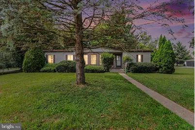 2015 E Pennsylvania Avenue, Lebanon, PA 17042 - Photo 1