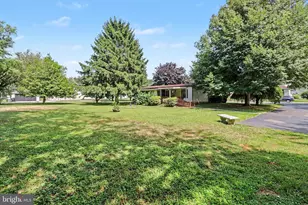2015 E Pennsylvania Ave, Lebanon, PA 17042 - Photo 27
