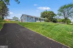 418 Elm St, Lebanon, PA 17042 - Photo 3