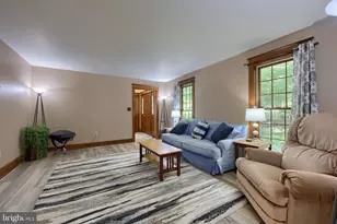 1701 Hickory Dr, Lebanon, PA 17042 - Photo 25