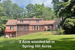 1701 Hickory Dr, Lebanon, PA 17042 - Photo 1