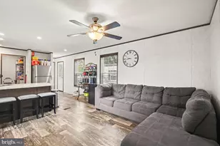17 Lebanon Valley Ct, Lebanon, PA 17046 - Photo 5