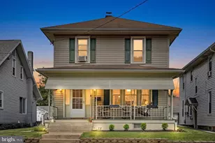324 S Lincoln St, Palmyra, PA 17078 - Photo 1