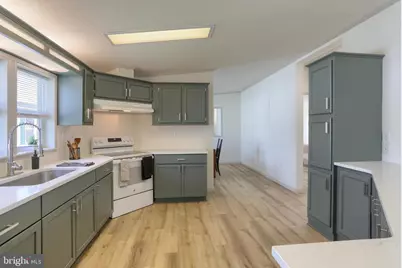 154 W Spruce Street, Palmyra, PA 17078 - Photo 11