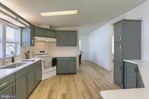 154 W Spruce St, Palmyra, PA 17078 - Photo 11
