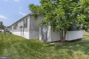 154 W Spruce St, Palmyra, PA 17078 - Photo 33