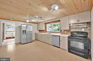 2419 Guilford St, Lebanon, PA 17046 - Photo 11