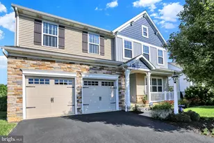 613 Meadowview Dr, Annville, PA 17003 - Photo 1