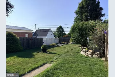 17 E Market St, Jonestown, PA 17038 - Photo 11