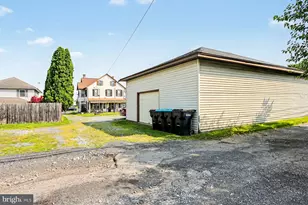 632 W Main St, Palmyra, PA 17078 - Photo 19