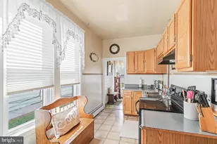 632 W Main St, Palmyra, PA 17078 - Photo 5