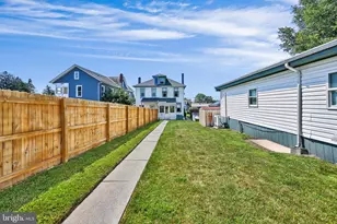 121 W Washington Ave, Myerstown, PA 17067 - Photo 39