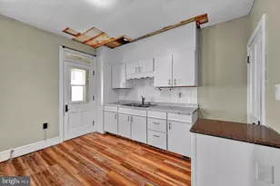 121 W Washington Ave, Myerstown, PA 17067 - Photo 13