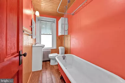 121 W Washington Avenue, Myerstown, PA 17067 - Photo 17