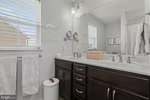 1 Greystone Xing L-0119, Lebanon, PA 17042 - Photo 21