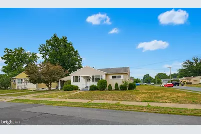 521 N 9th Avenue, Lebanon, PA 17046 - Photo 3