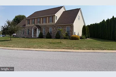 305 Catherine Court, Lebanon, PA 17042 - Photo 1