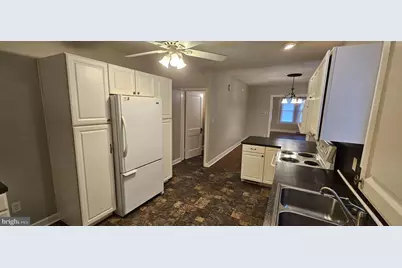 757 Locust Street, Lebanon, PA 17042 - Photo 7
