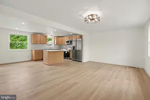 749 N Railroad St, Palmyra, PA 17078 - Photo 3