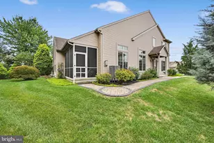 812 Briar Edge Ct, Lebanon, PA 17046 - Photo 9
