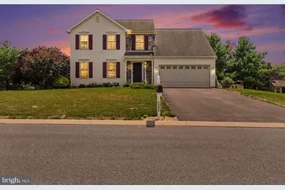 2036 Mallard Ln, Lebanon, PA 17046 - Photo 1