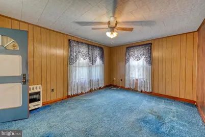 698 N 2nd Avenue, Lebanon, PA 17046 - Photo 5