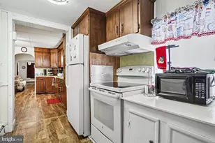 523 E Walnut St, Lebanon, PA 17042 - Photo 5