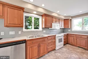 101 S Wilson St, Cleona, PA 17042 - Photo 7