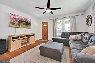 1553 Elm St, Lebanon, PA 17042 - Photo 7