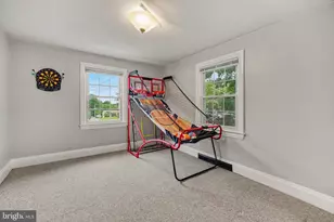 911 W Cherry St, Palmyra, PA 17078 - Photo 13