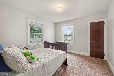 911 W Cherry Street, Palmyra, PA 17078 - Photo 11