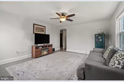 911 W Cherry Street, Palmyra, PA 17078 - Photo 5