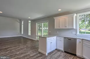 010 Starlight Ln, Lebanon, PA 17046 - Photo 13