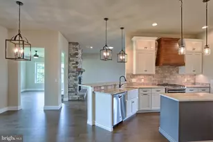 022 Starlight Ln, Lebanon, PA 17046 - Photo 17