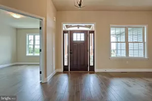 022 Starlight Ln, Lebanon, PA 17046 - Photo 3